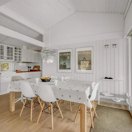 Vakantiehuis 4 Star In Saltum